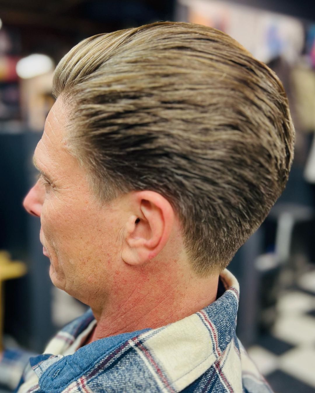 Analog Barbershop Image