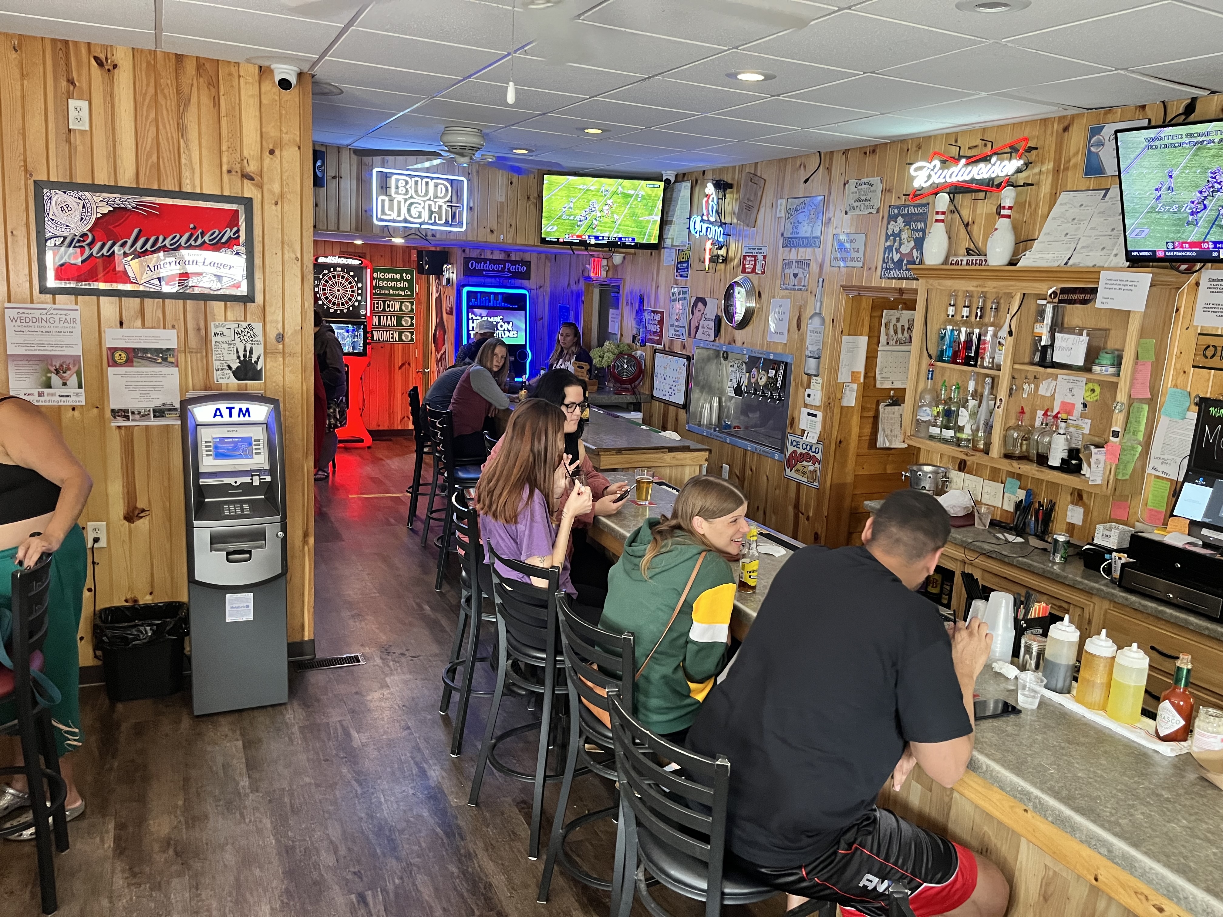 Big T's Saloon & Dive Bar Image