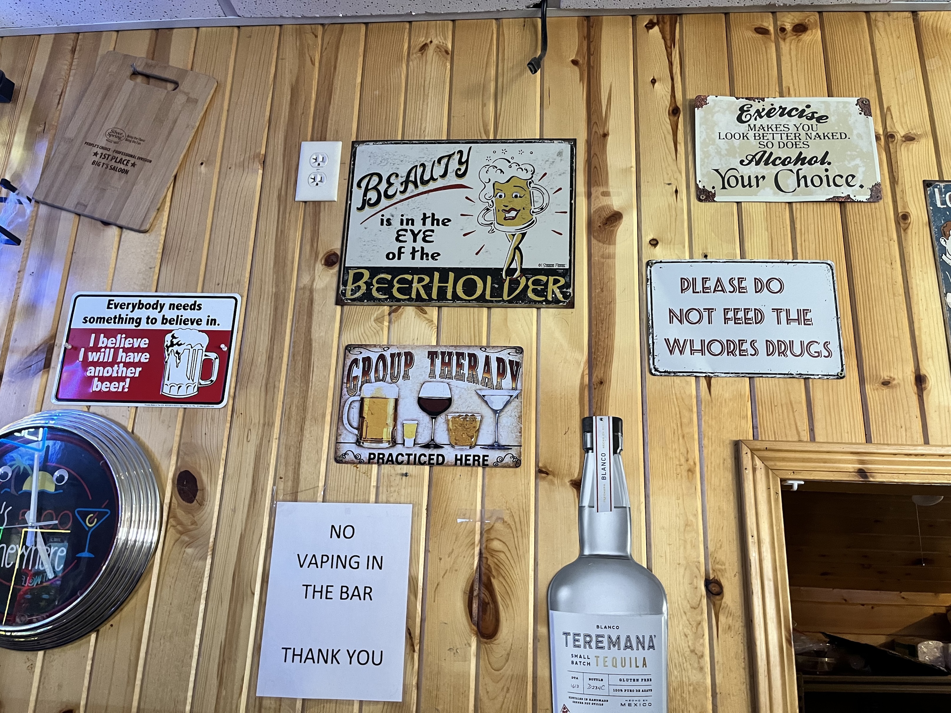 Big T's Saloon & Dive Bar Image