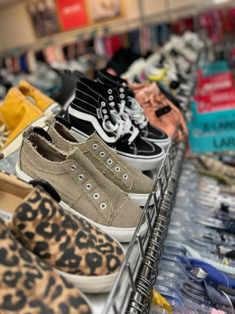 Plato's Closet San Diego Logo