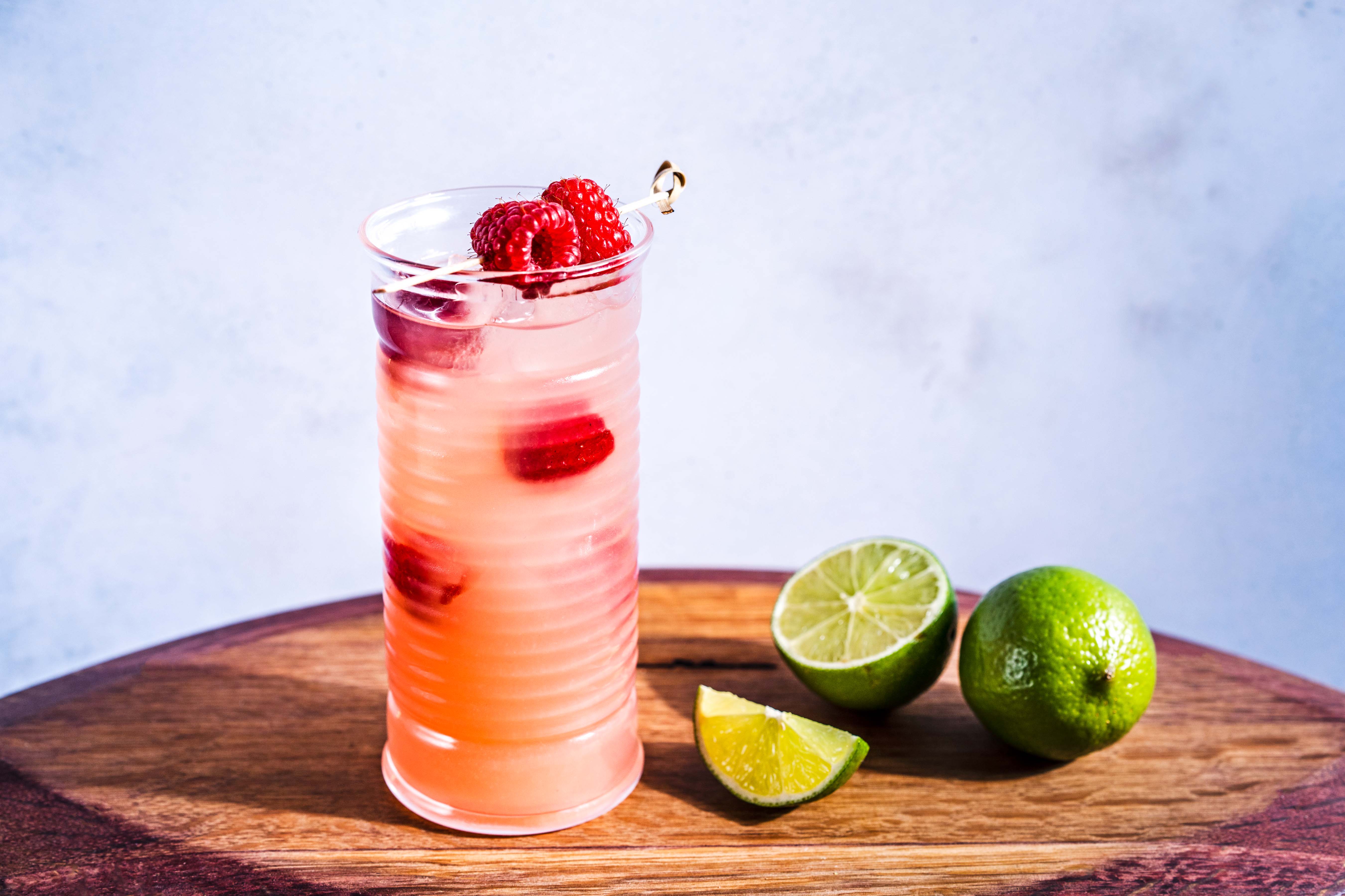 Tommy Bahama Marlin Bar & Store Image