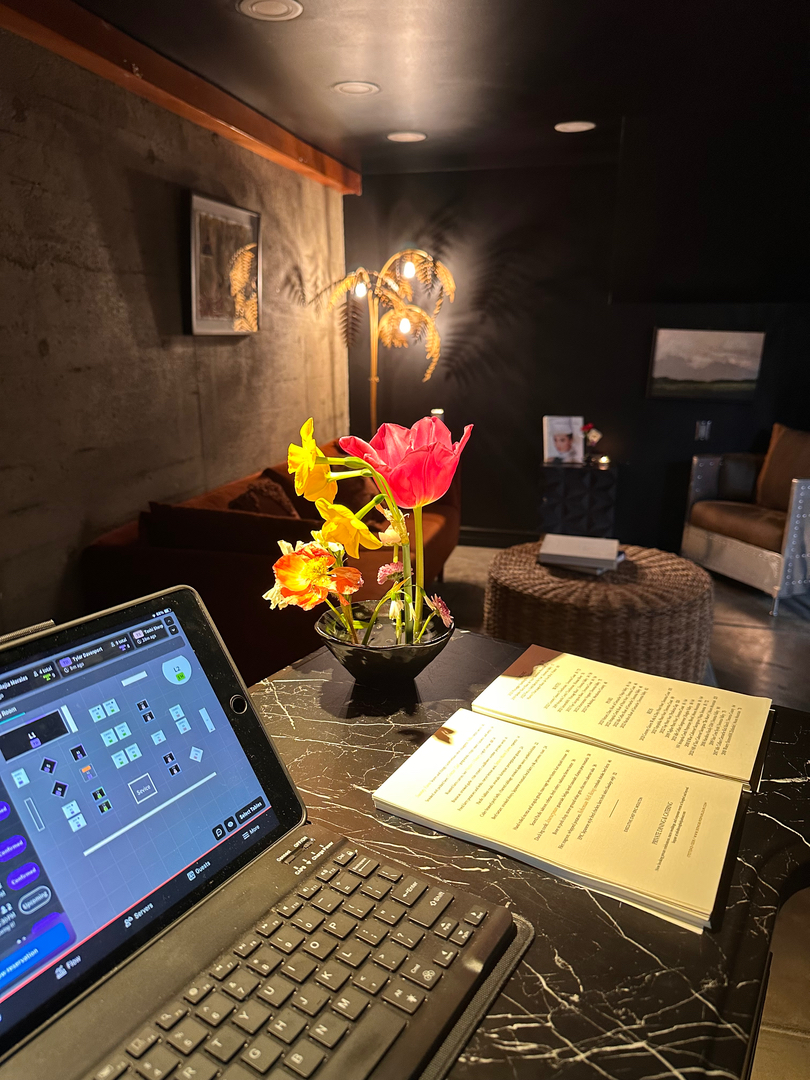 Songbird Parlour Image