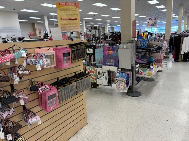 Melrose Family Fashions Image