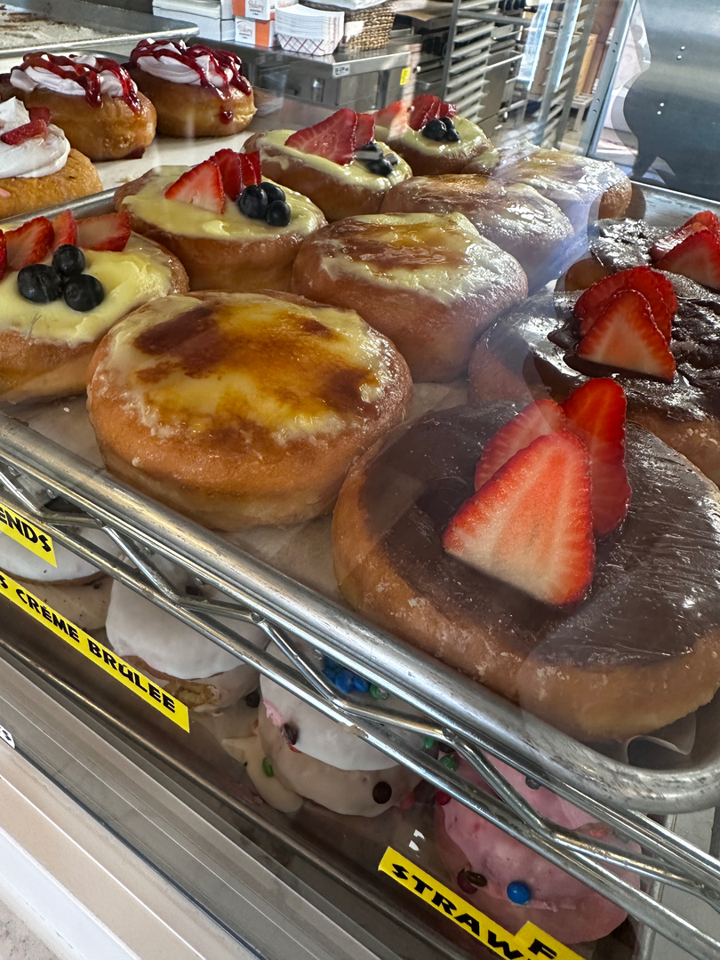 The Donut House Thornton Image