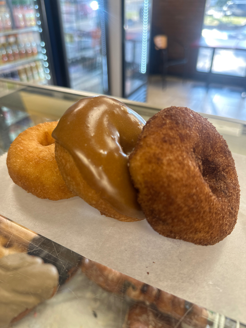 The Donut House Thornton Image