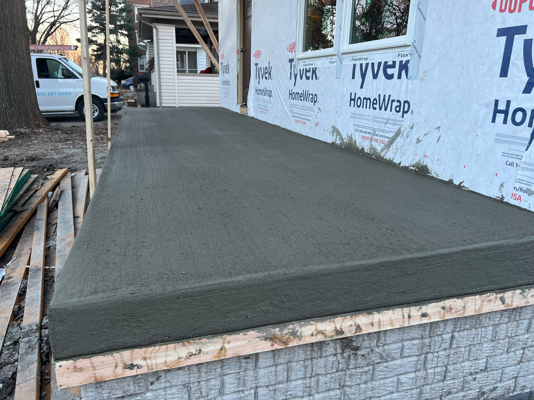 Colin Concrete Des Moines Logo