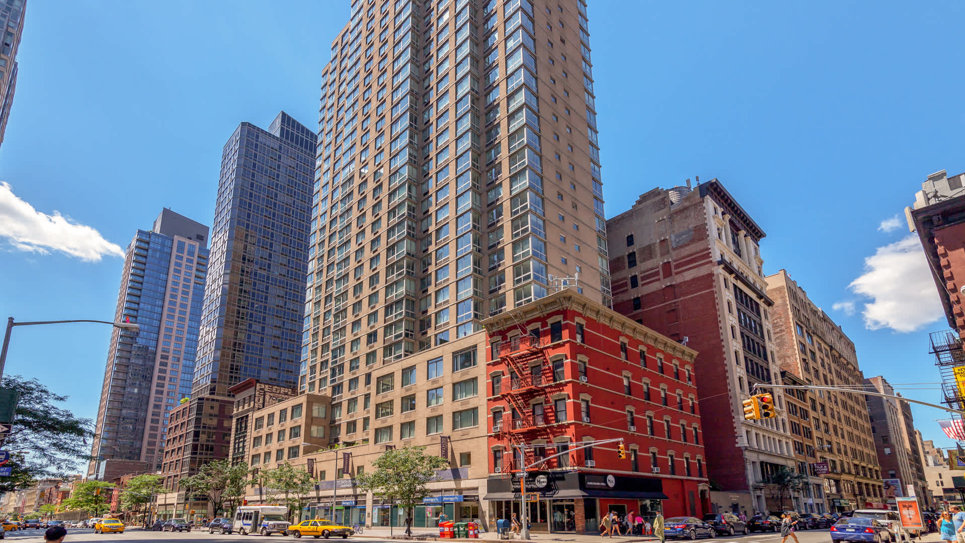 777 6th Avenue Apartments - New York, NY