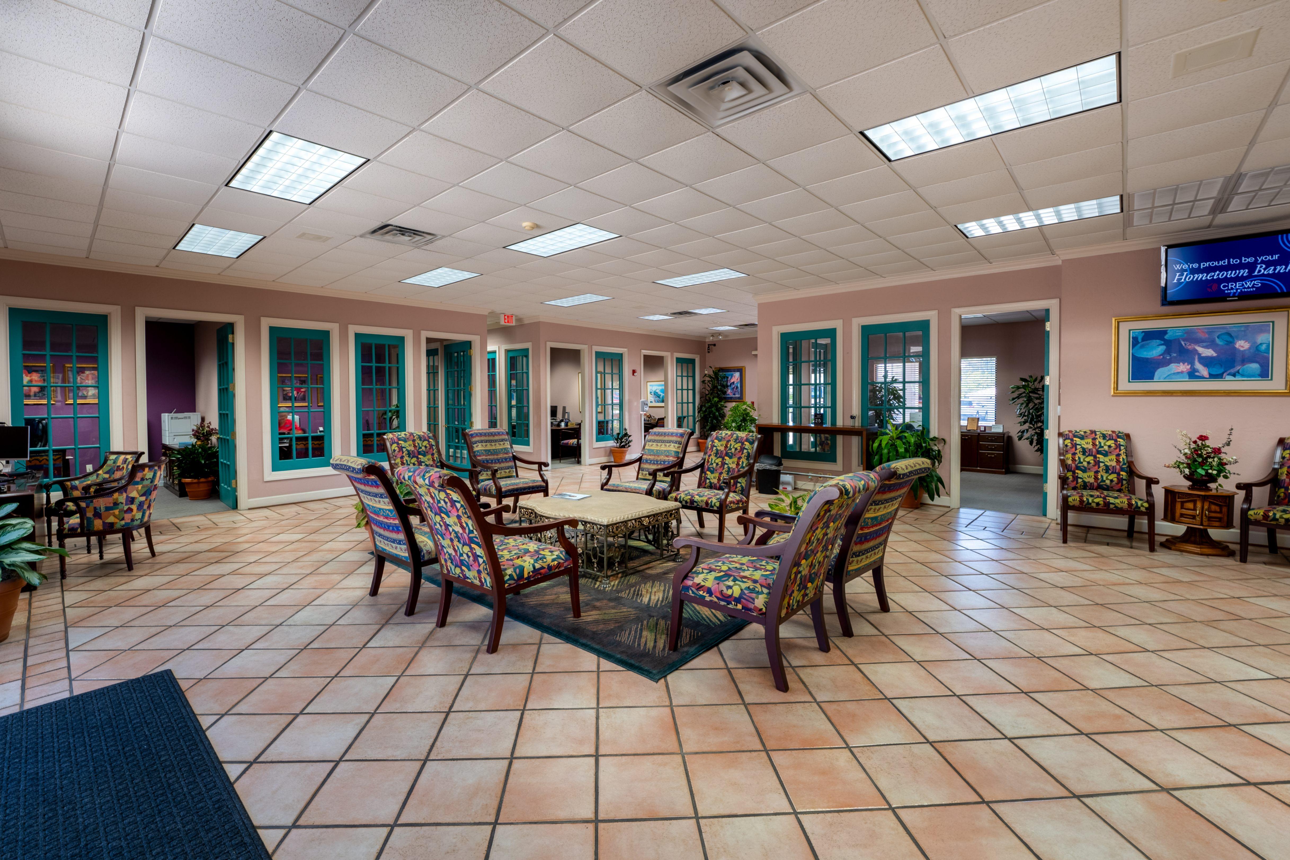 Crews Bank & Trust Image