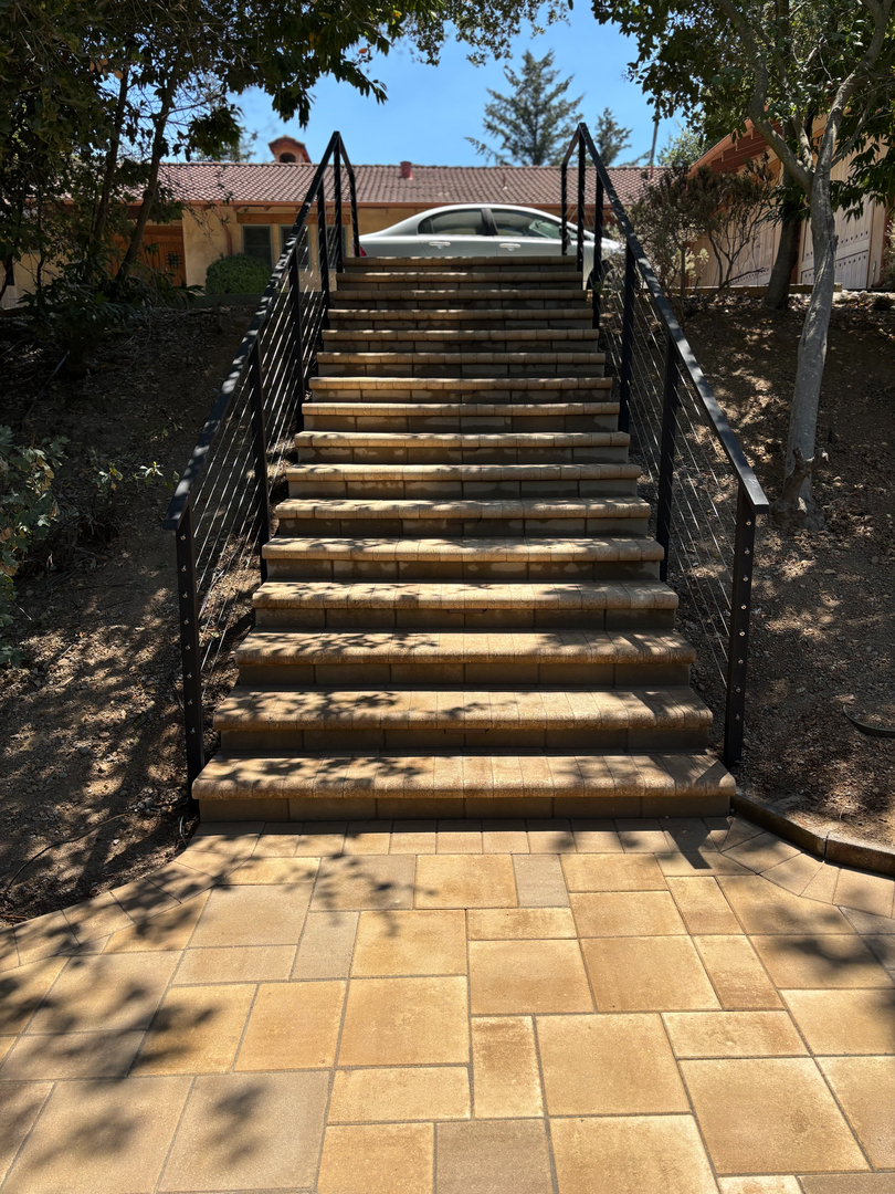 Elias Landscaping Inc. Image