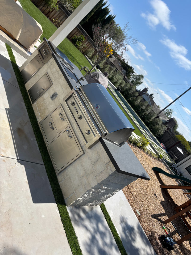 Elias Landscaping Inc. Image