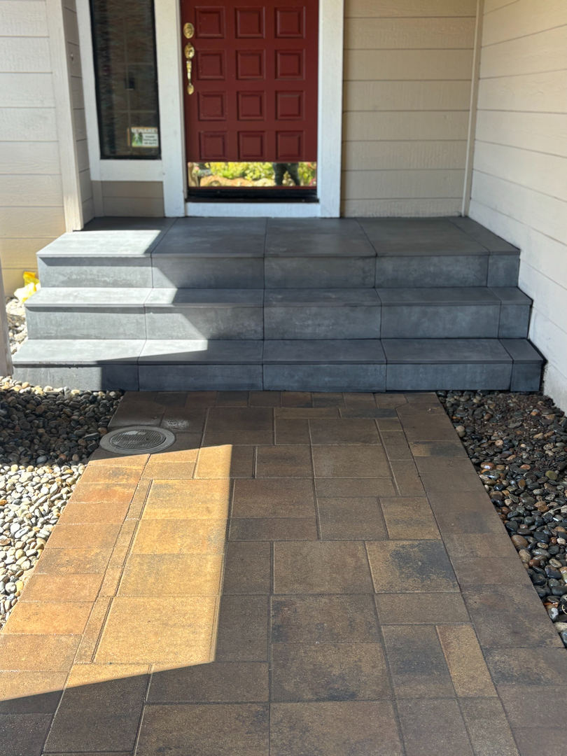 Elias Landscaping Inc. Image