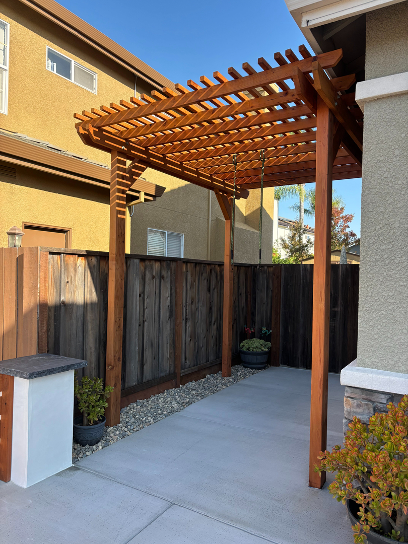 Elias Landscaping Inc. Image