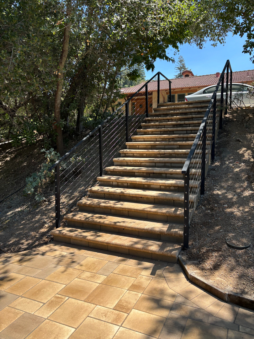 Elias Landscaping Inc. Image