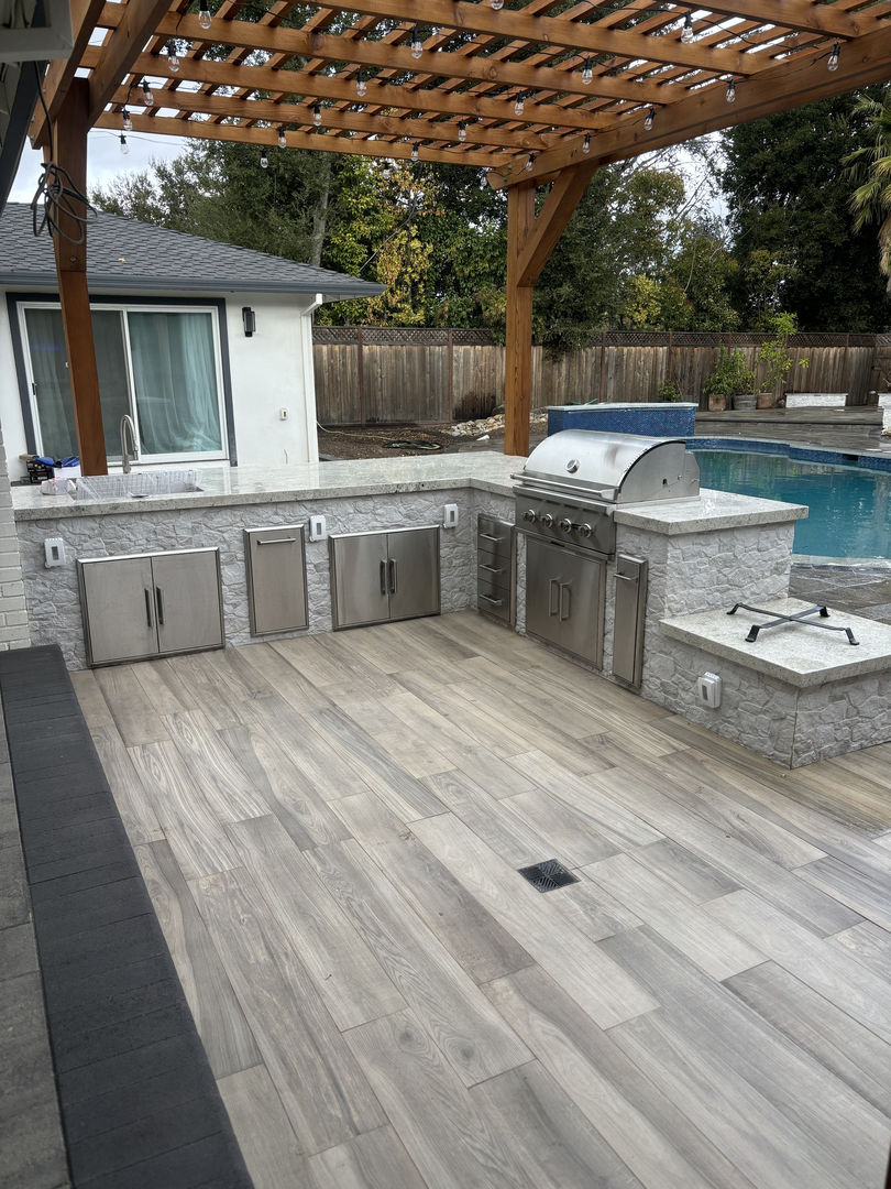 Elias Landscaping Inc. Image