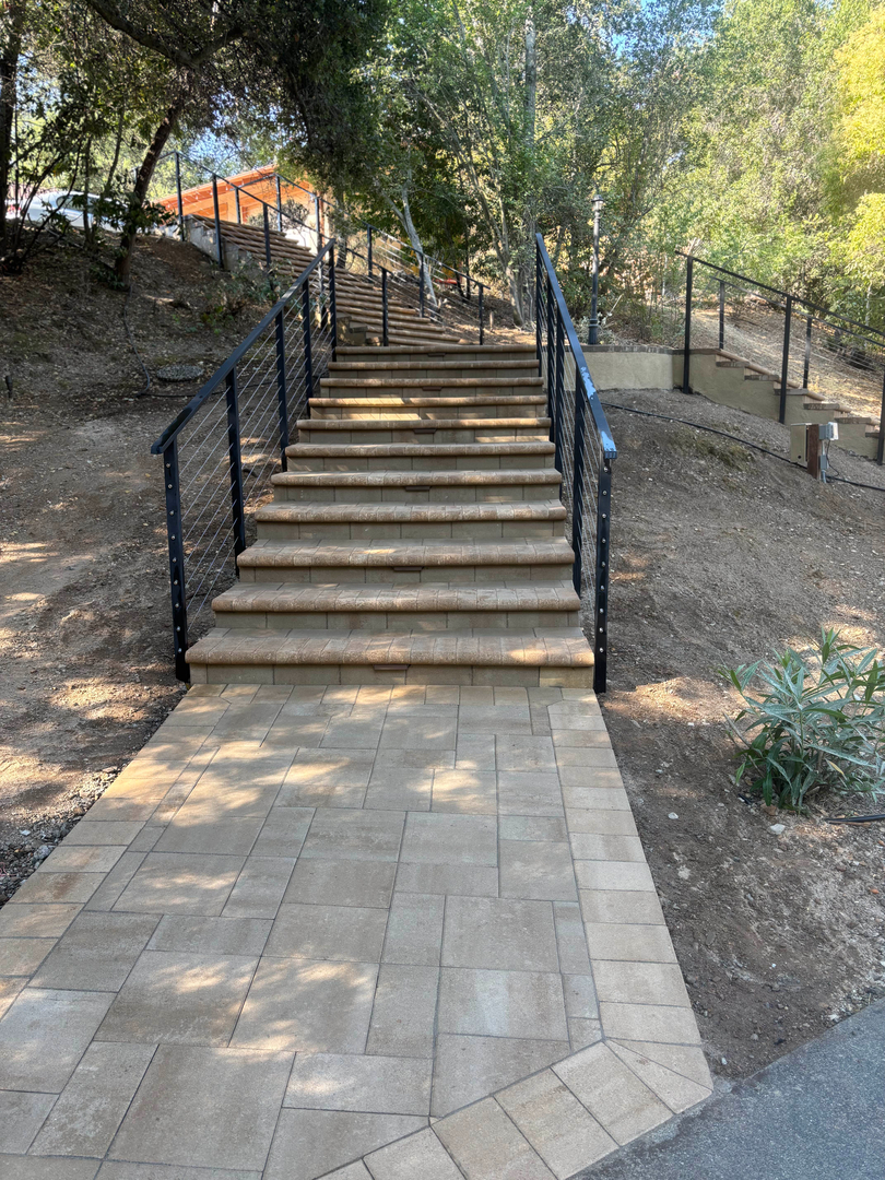 Elias Landscaping Inc. Image