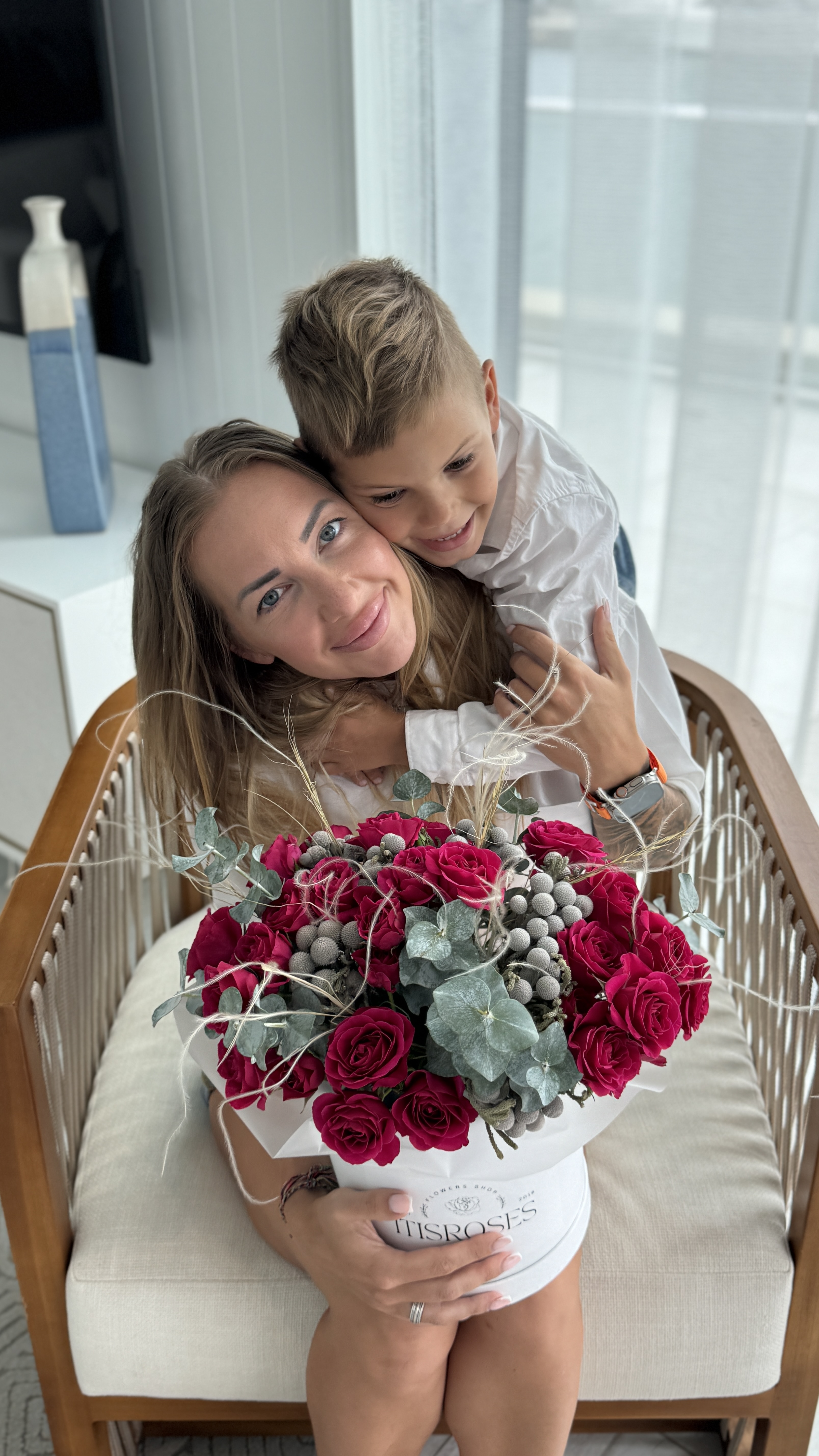 IT IS ROSES LLC Image