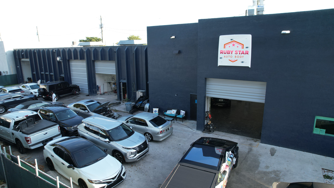 Ruby Star Auto Body - Hollywood, FL
