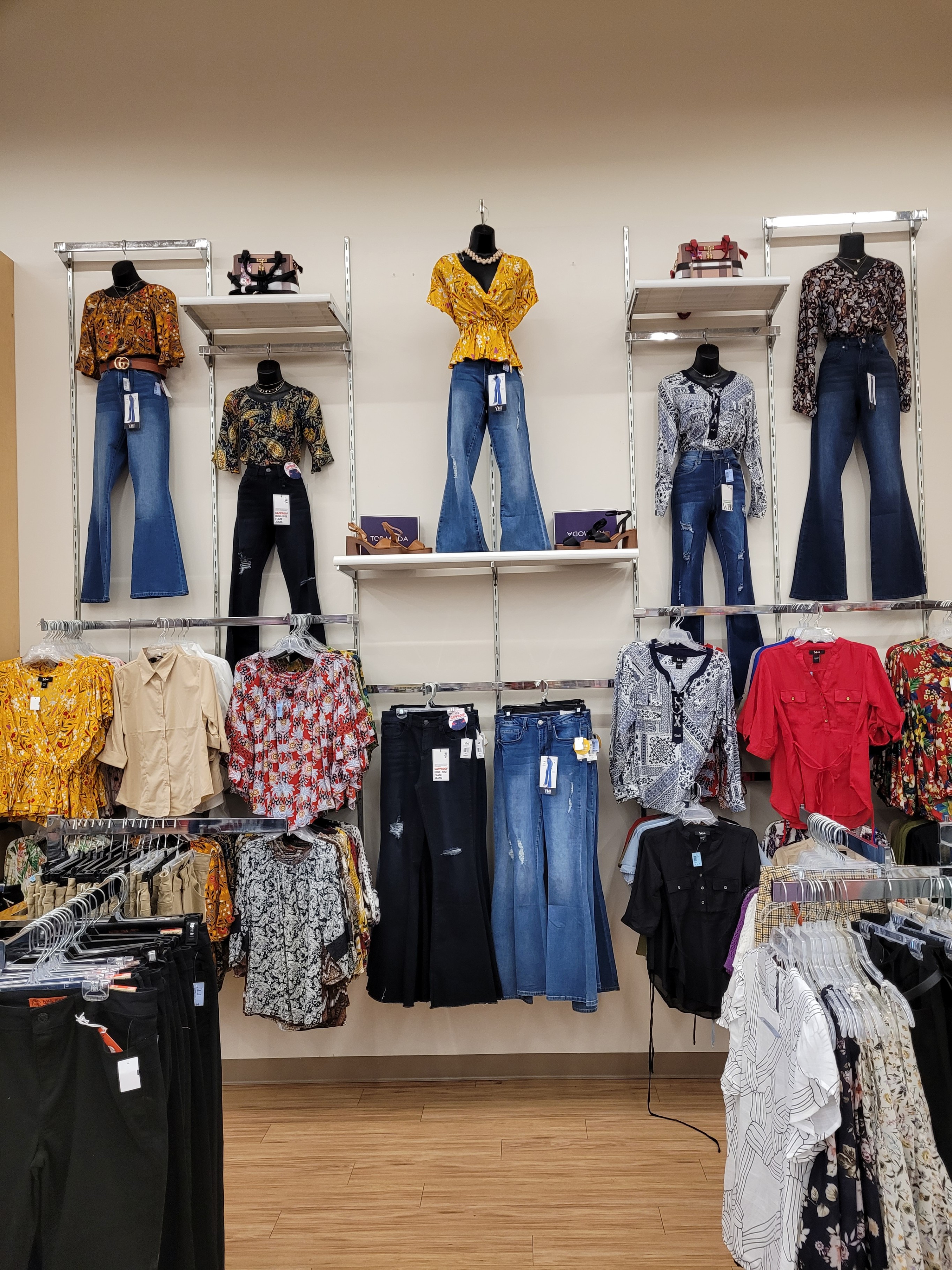 Melrose Family Fashions Image