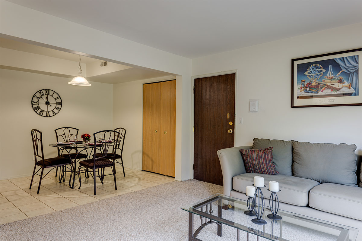 South Grove Apartments - Ann Arbor, MI