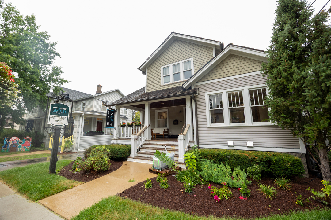 Main Street Smiles Image