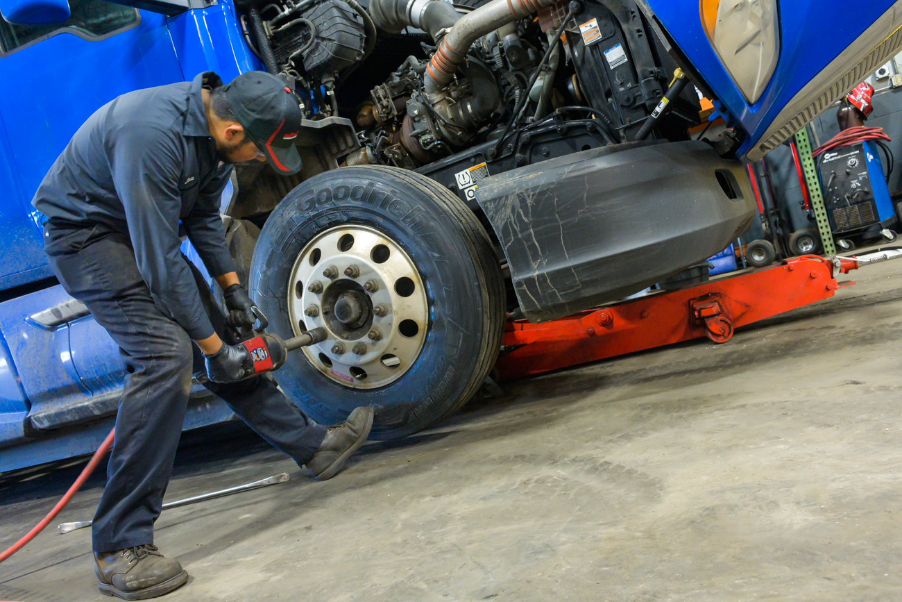 Bauer Built Tire & Service Image