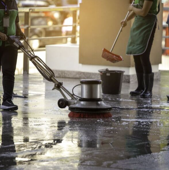 Solutions Cleaning Image