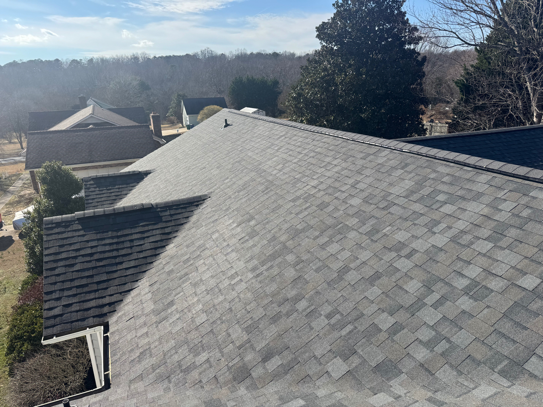 Eastern Oak Roofing LLC Image