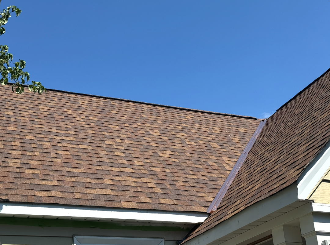 Eastern Oak Roofing Image