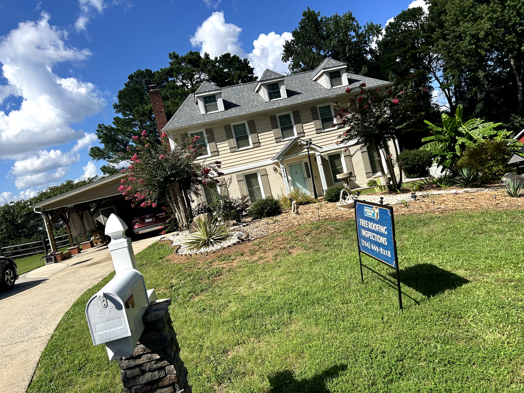 Eastern Oak Roofing Image