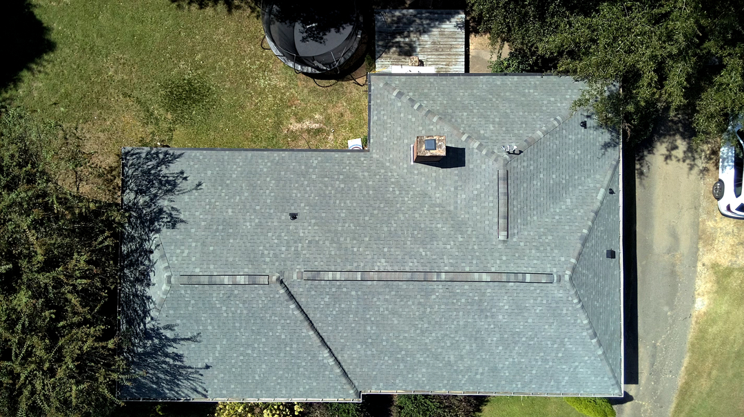 Eastern Oak Roofing LLC Image