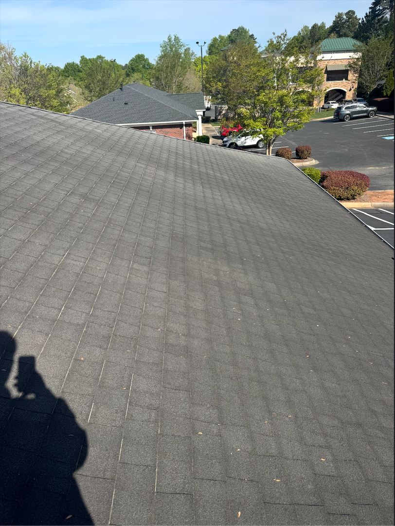 Eastern Oak Roofing Image