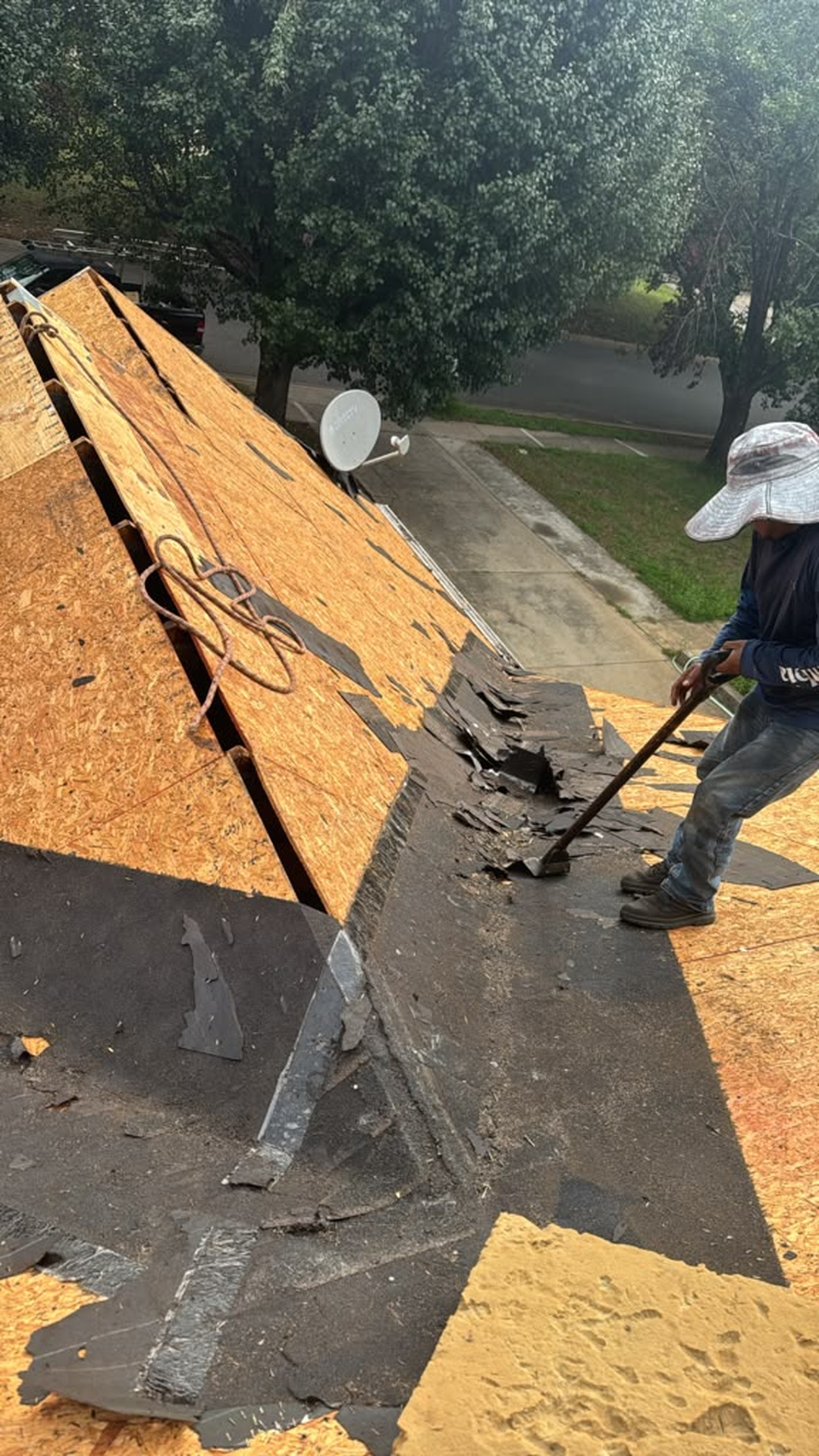 Eastern Oak Roofing Image