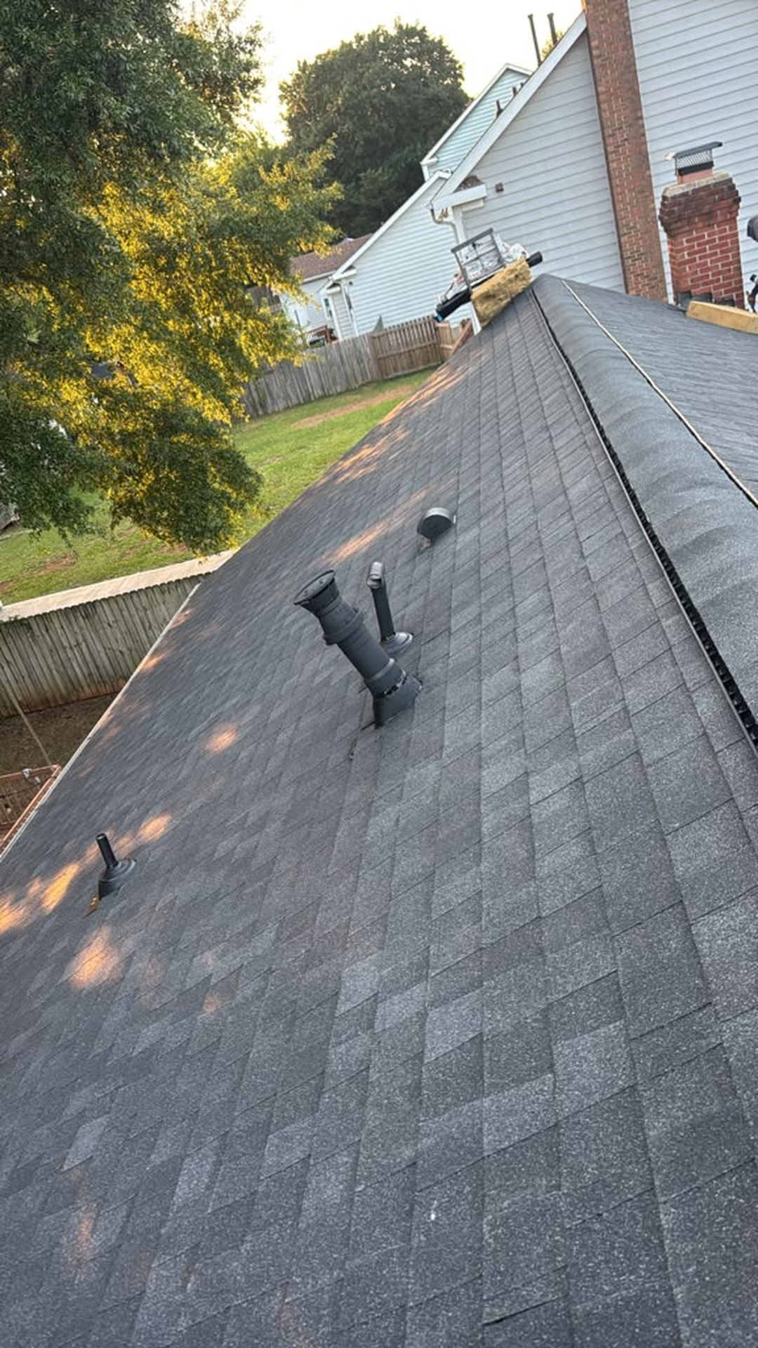 Eastern Oak Roofing Image