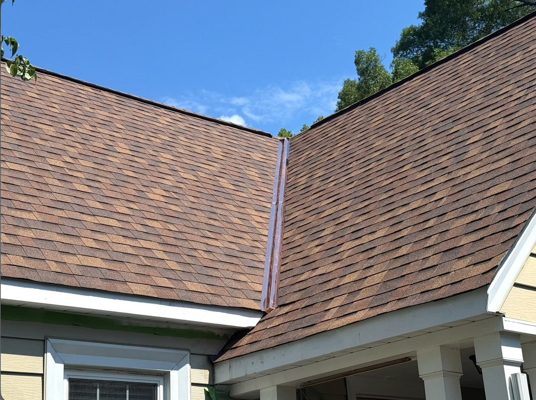 Eastern Oak Roofing Image