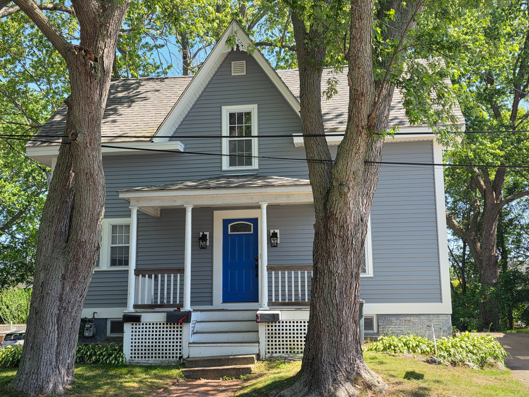Mighty Dog Roofing New Hampshire Image