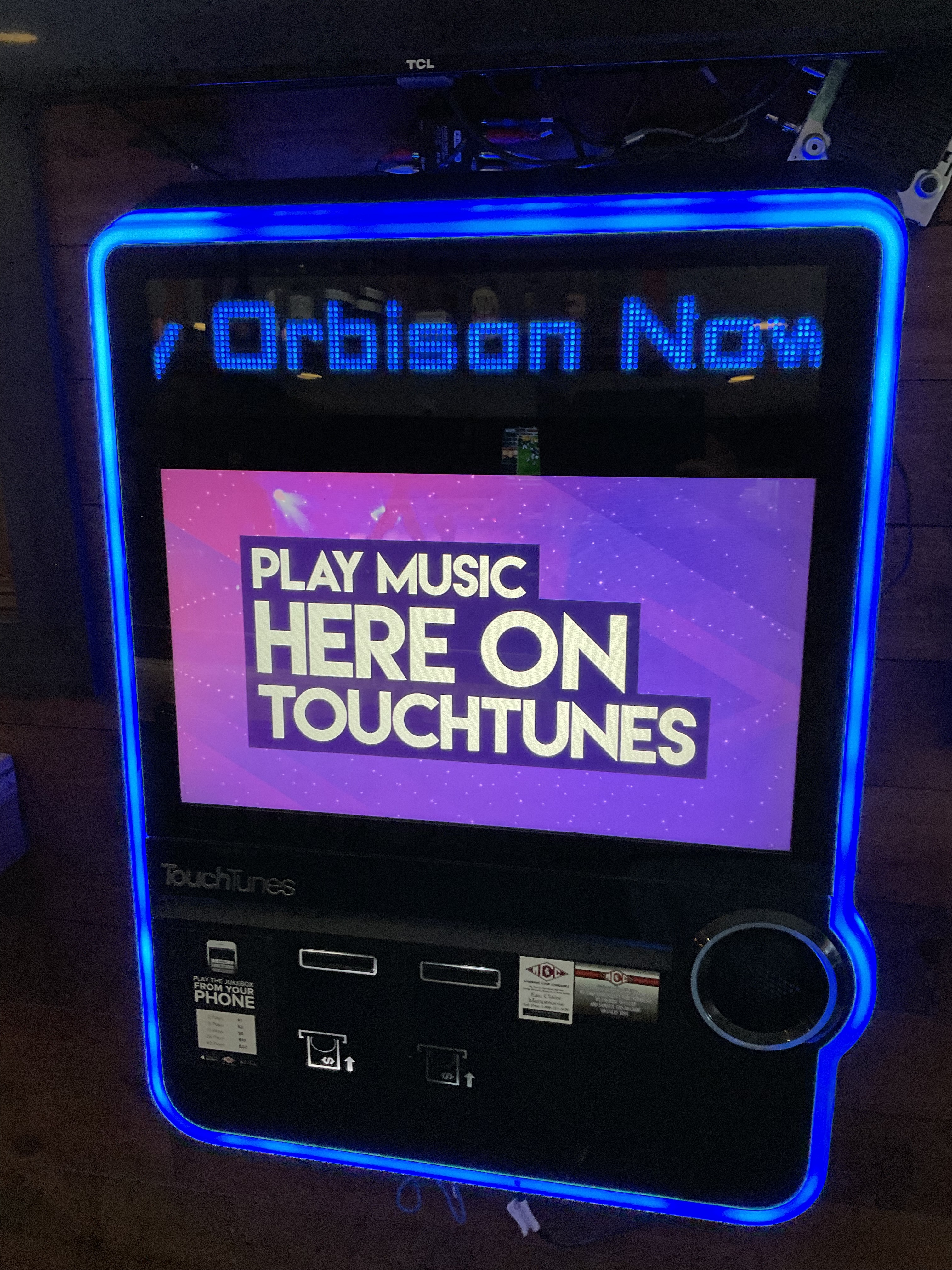 Thirsty Badger Sports Bar & Grill Image