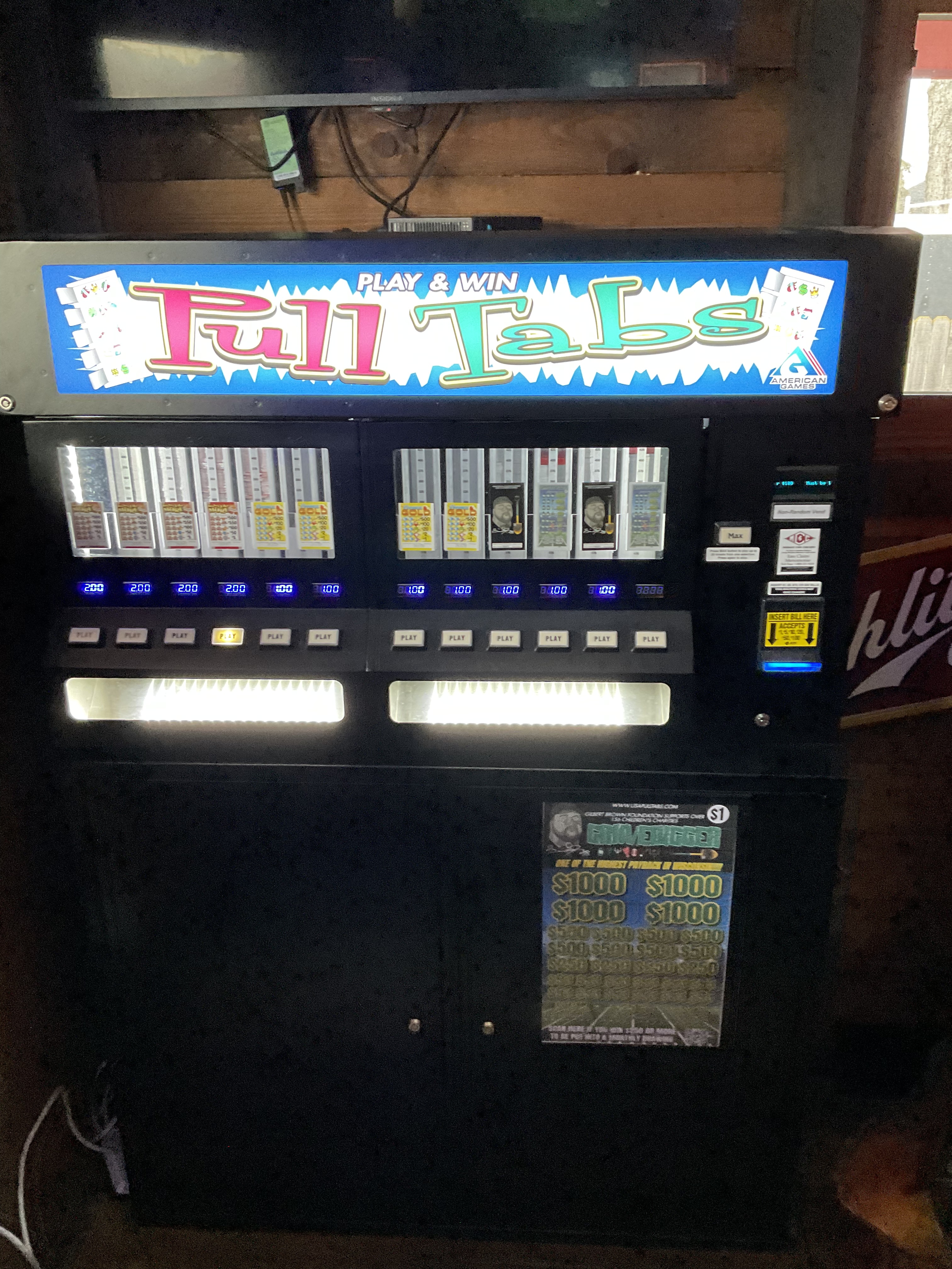 Thirsty Badger Sports Bar & Grill Image