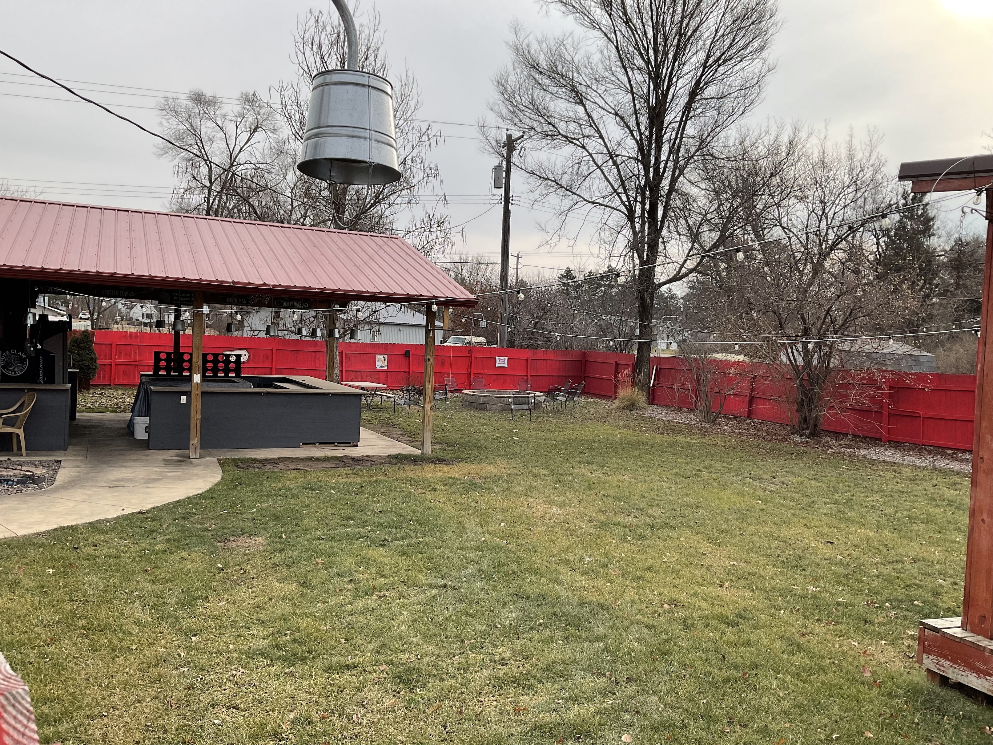 Thirsty Badger Sports Bar & Grill Image