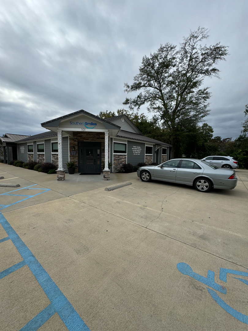 Southern Smiles of Sylacauga Image