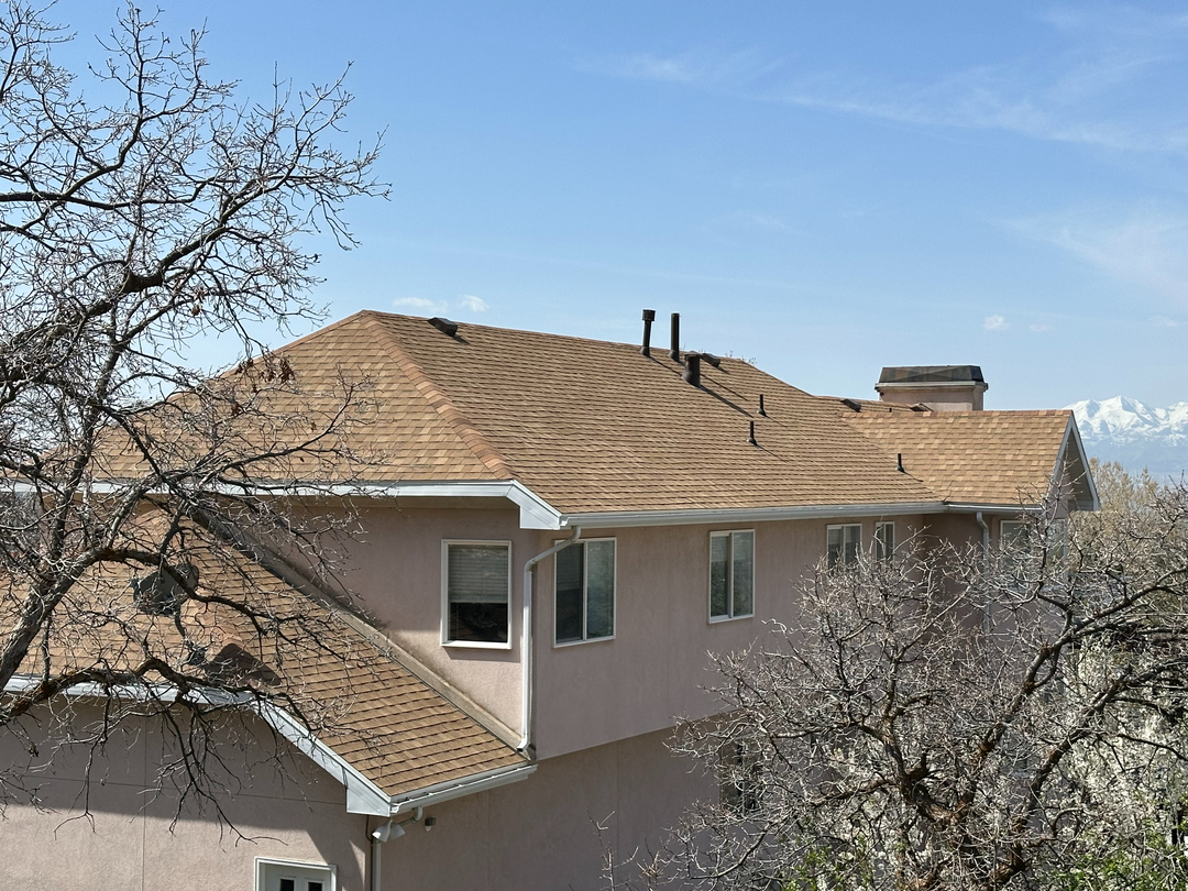 Heaton Roofing Image