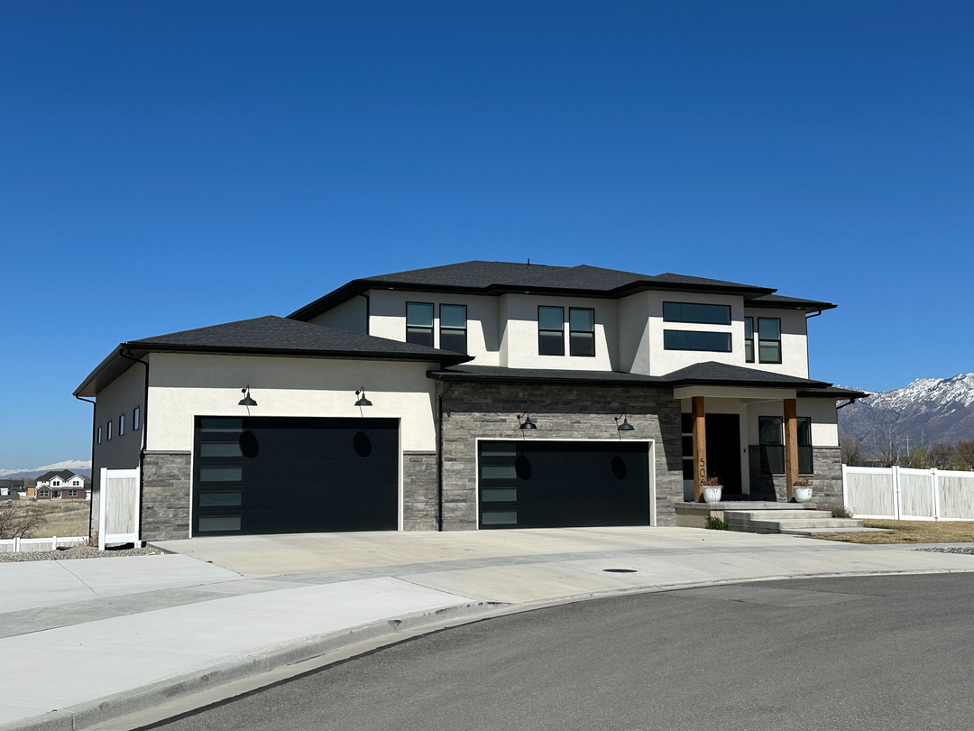 Heaton Roofing Image