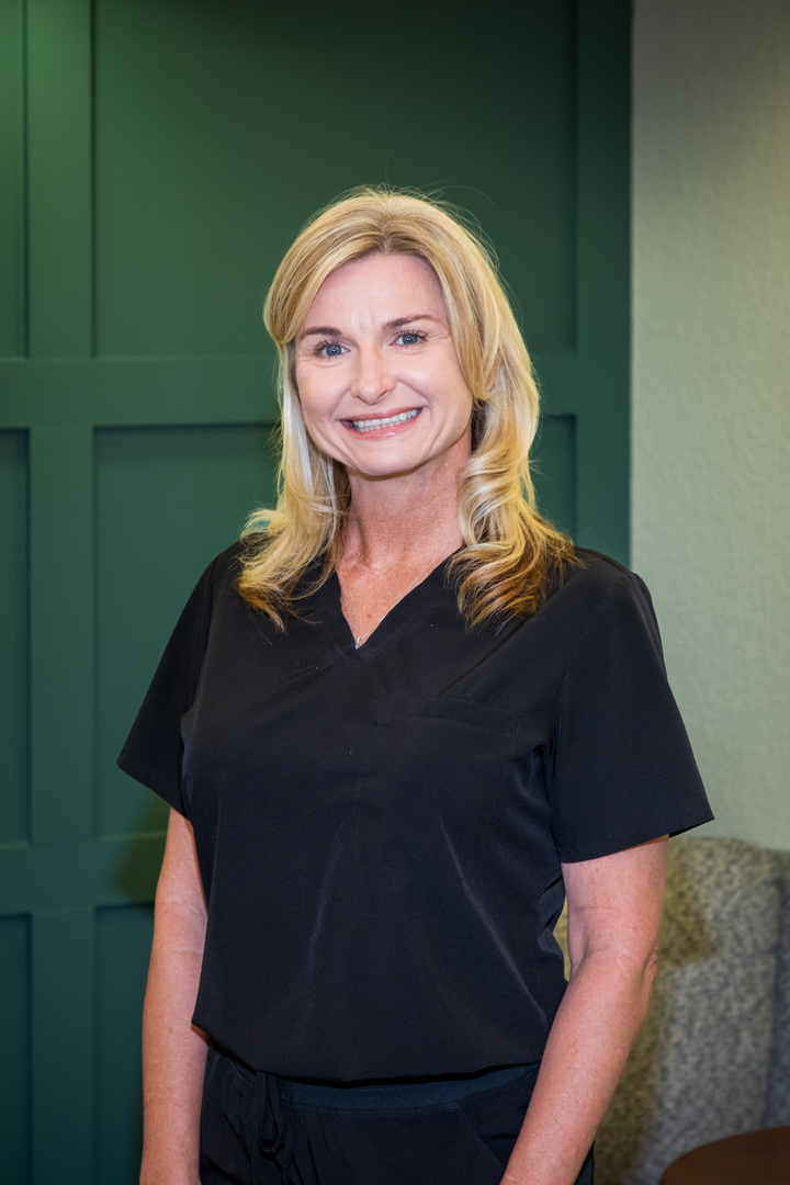 Fulton Family Dental Logo