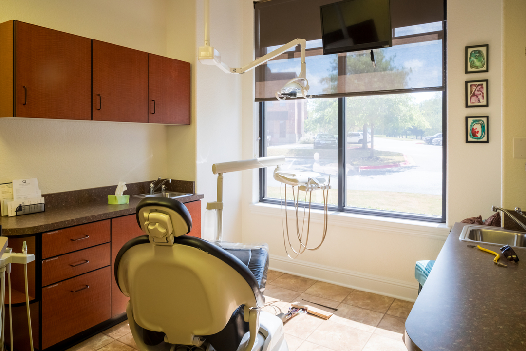 Fulton Family Dental Image