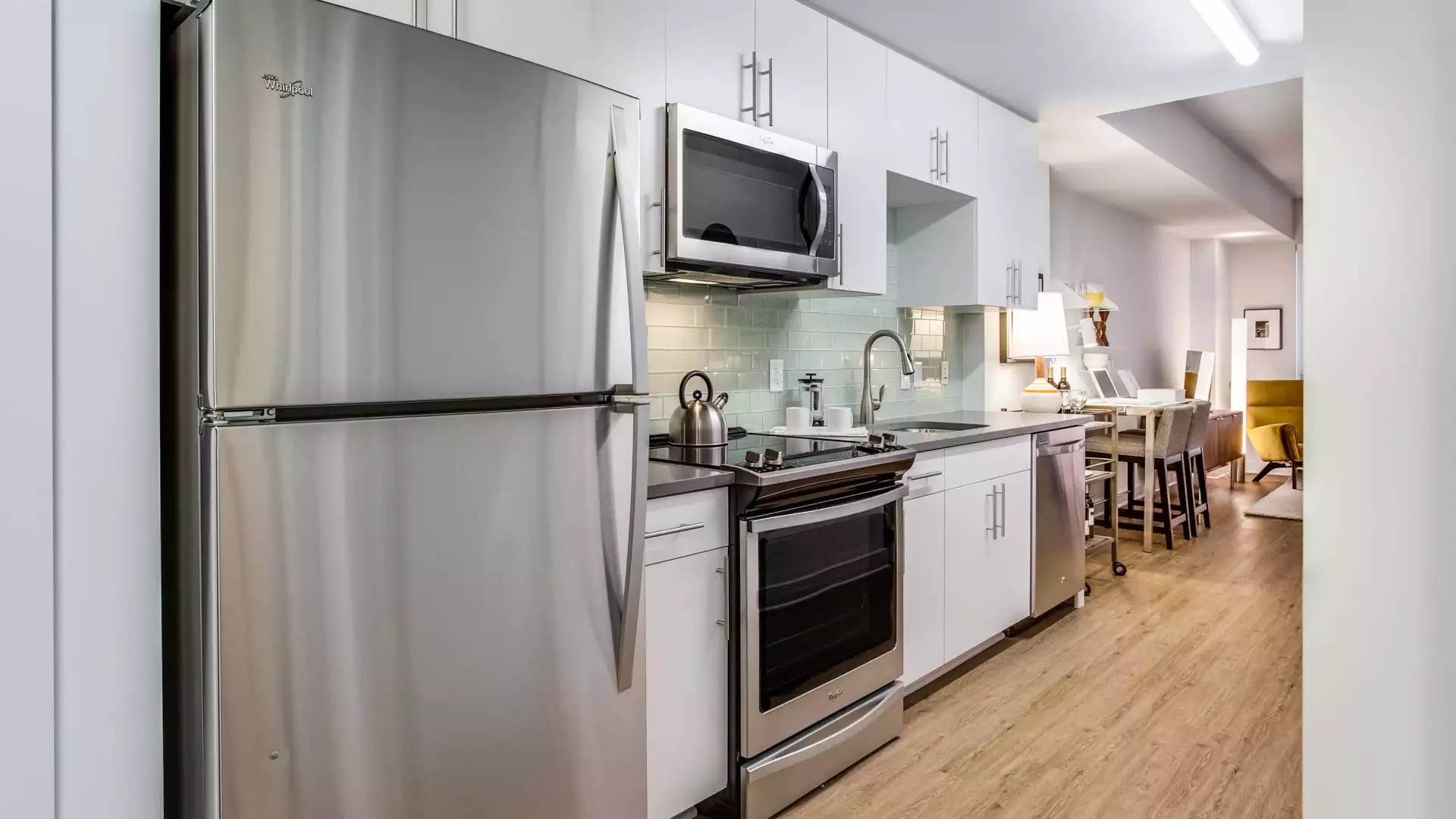 455 Eye Apartments Image