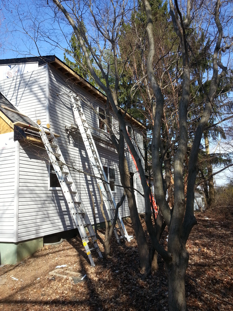 De Luca Construction and Landscaping Image