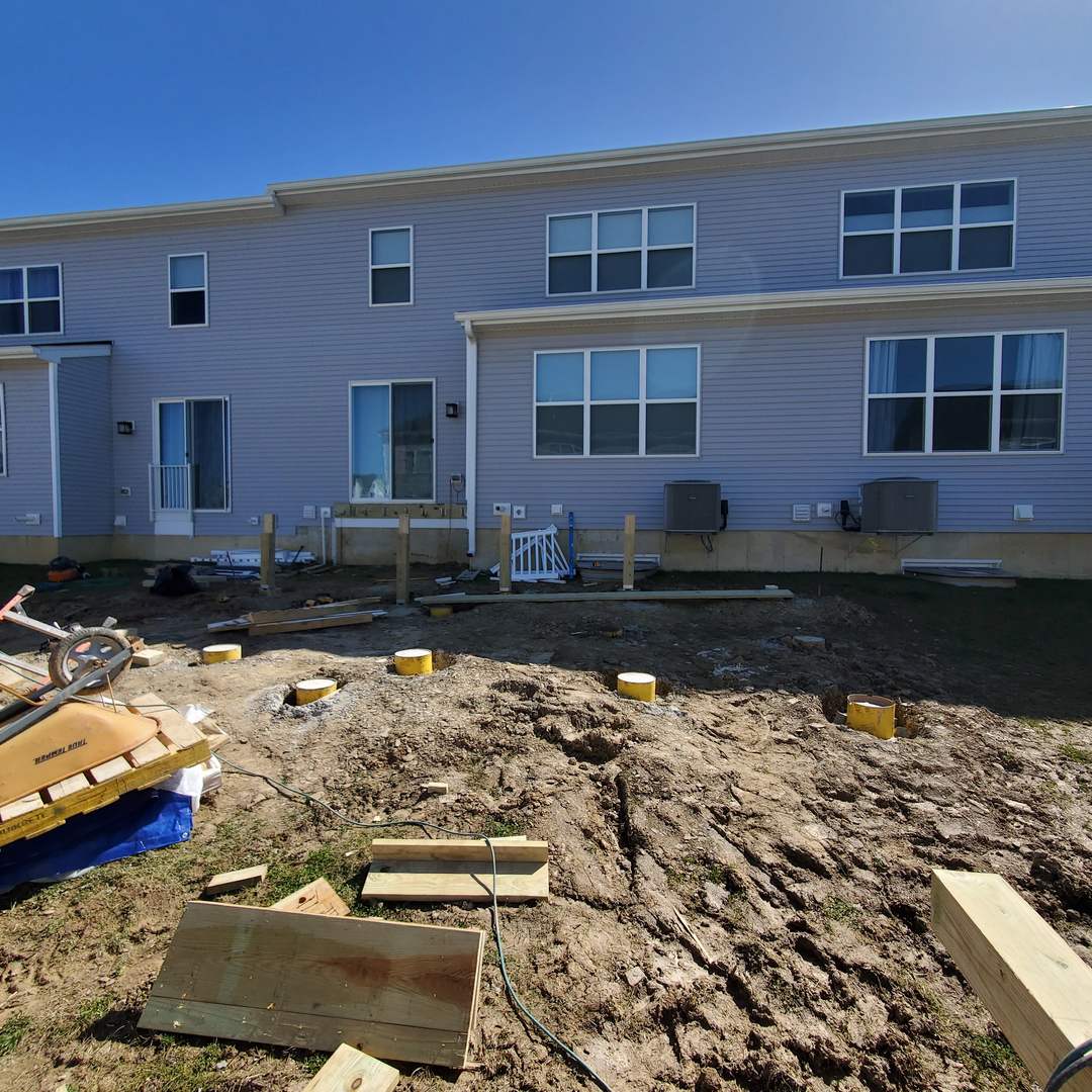 De Luca Construction and Landscaping Image