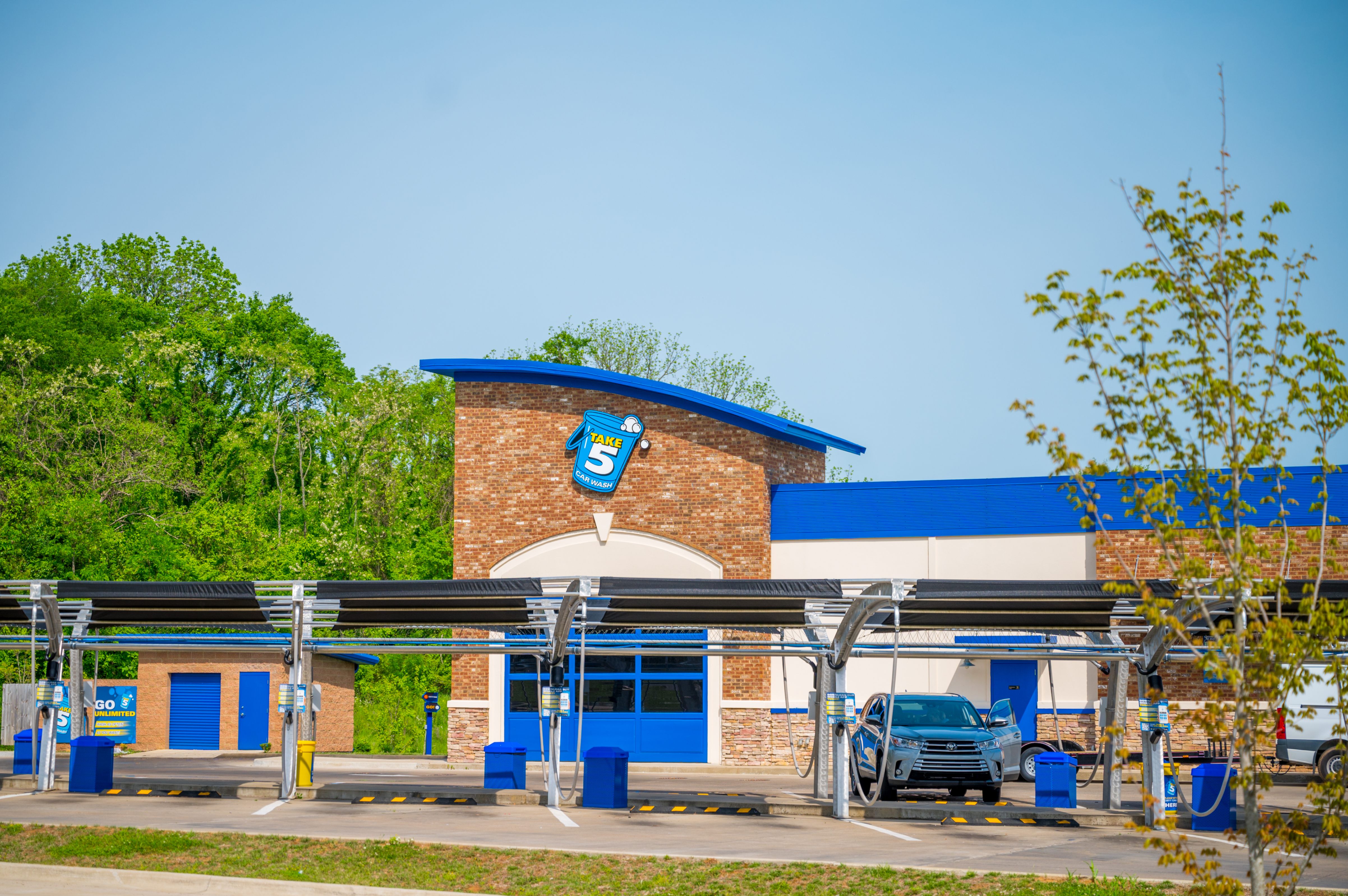 Take 5 Car Wash Image