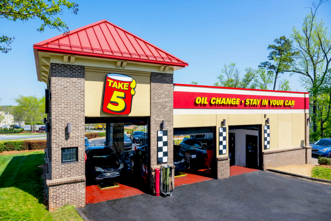 gallery Take 5 Oil Change Humble (281)407-7052