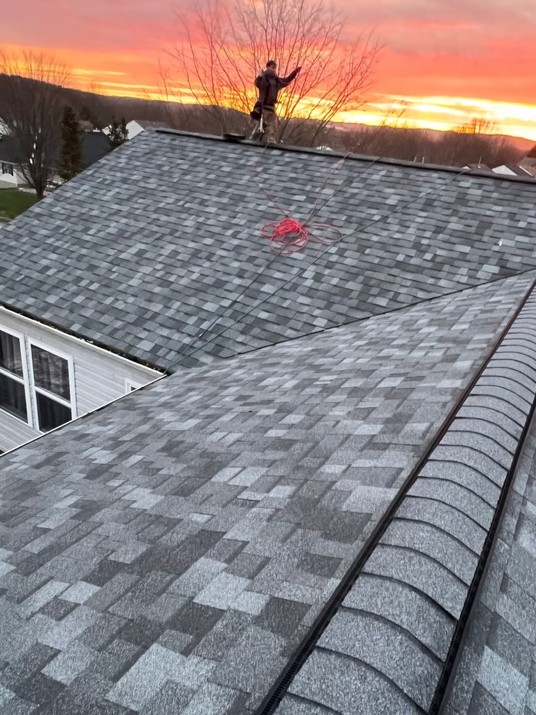 Strong Contractor & Roofing Image