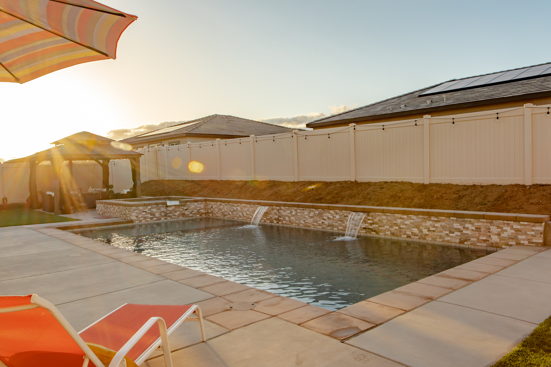 Taylor Made Pools Inc. Image